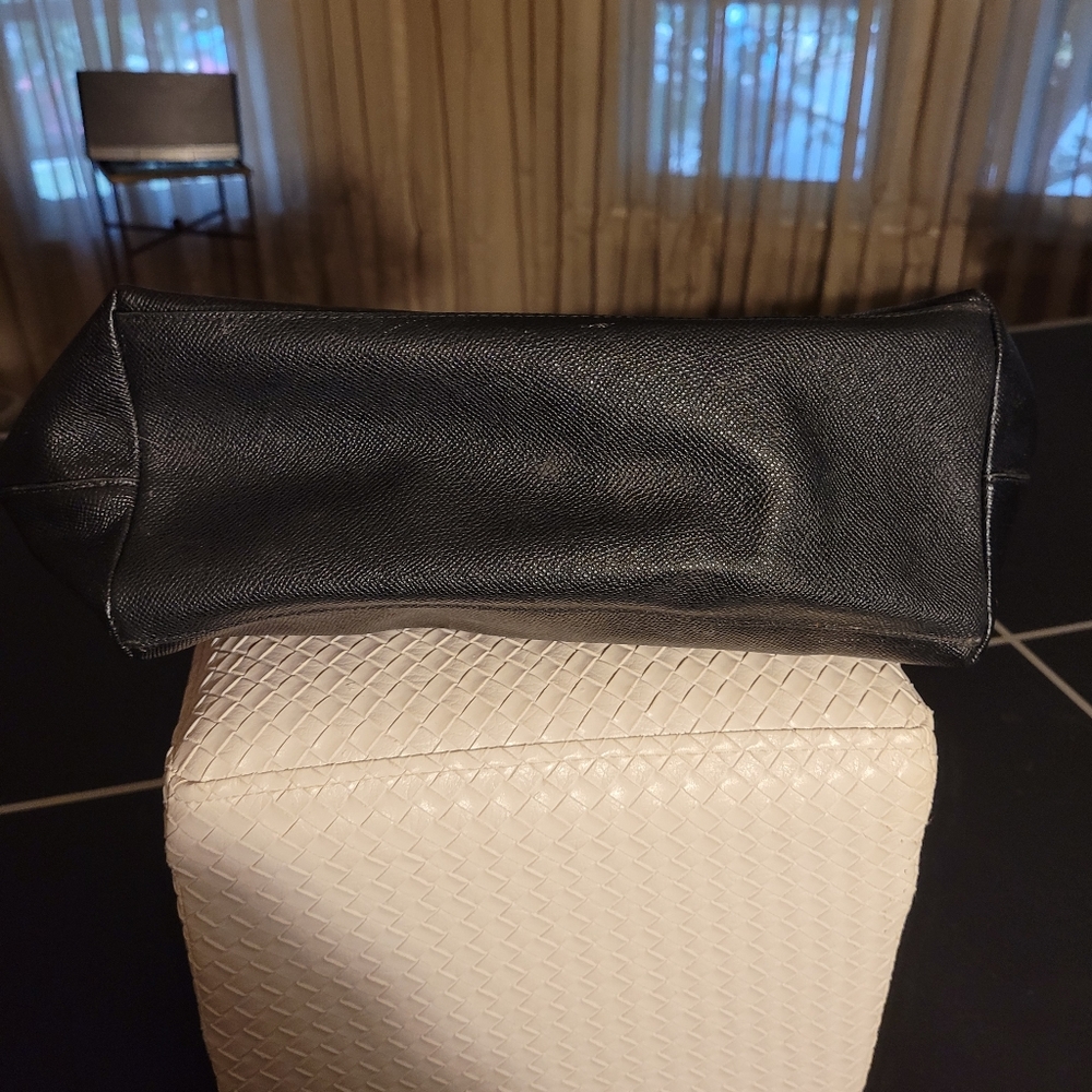 Coach Purse - Picture 3 of 7